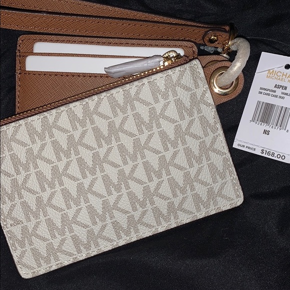 Michael Kors wristlet and card holder - Picture 2 of 2